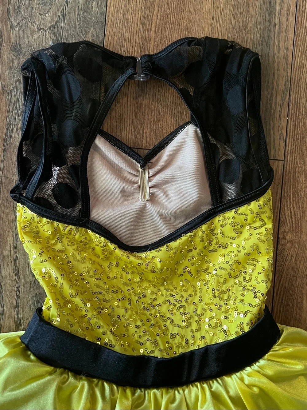 Girls Yellow Sequin Ballet Dance Halloween Size Med Costume with Black Accents